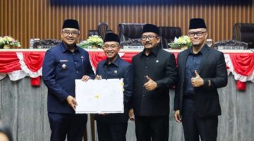 DPRD Kota Bandung Tetapkan Perda Bank Perekonomian Rakyat